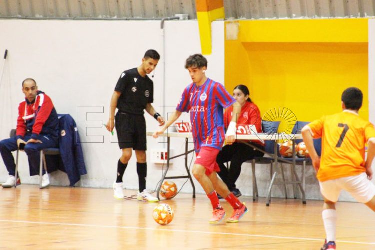 puerto-atletico-descenso-deportivo-ceuti-octavo-tabla-001