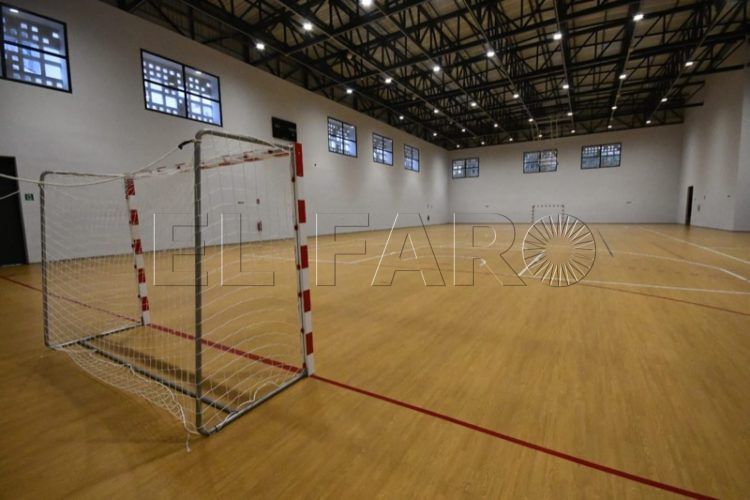 vivas-visita-polideportivo-diaz-flor-017