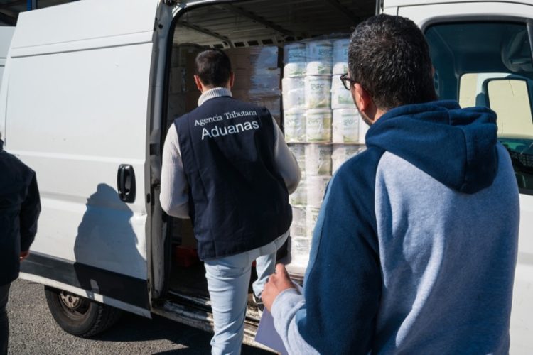 comienza-trafico-mercancias-ceuta-marruecos-aduana-015