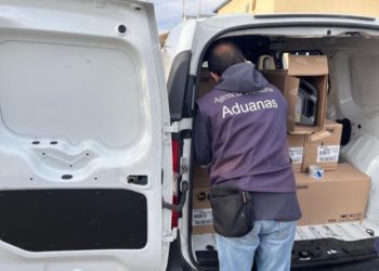 aduana-comercial-mercancias-003