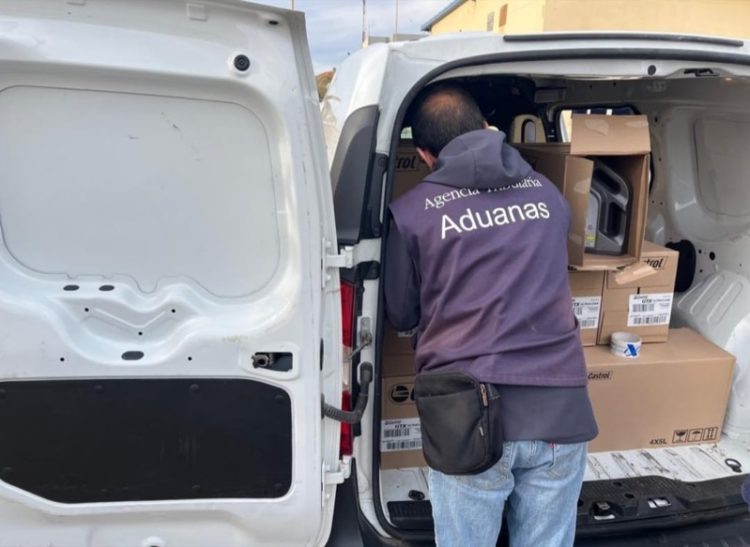 aduana-comercial-mercancias-003