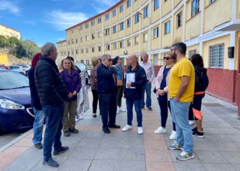 psoe-visita-barriada-juan-xxiii