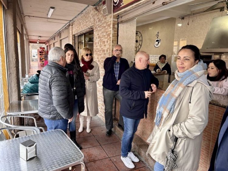 psoe-visita-mercado-mixto-003