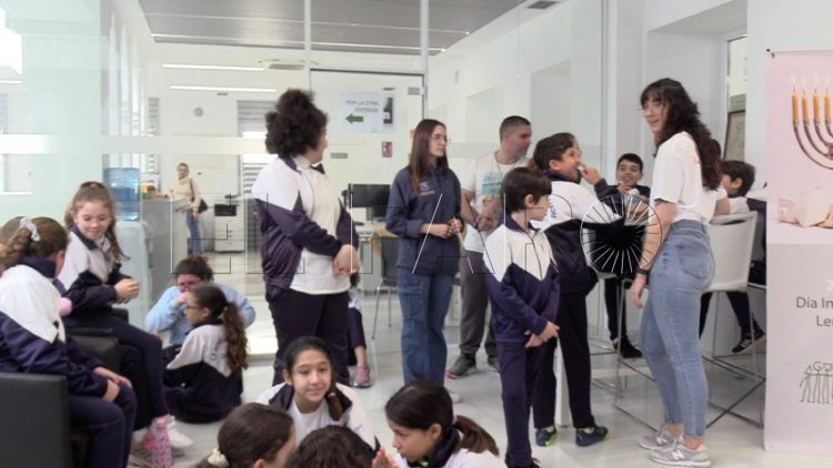 talleres-infantiles-conmemorar-dia-internacional-lenguas-maternas-004