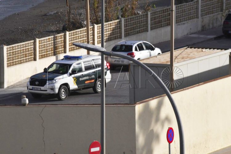 contenedor-frontera-inmigrantes-001