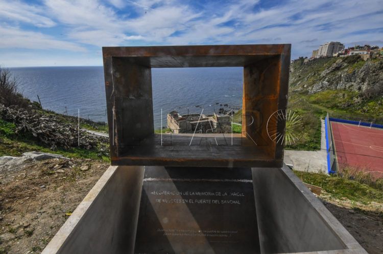 memoria-monumento-mujeres-carcel-sarchal