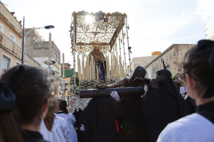 virgen-lagrimas-cofradia-encrucijada-semana-santa