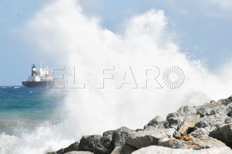 Levante-temporal-Ceuta-abril-003