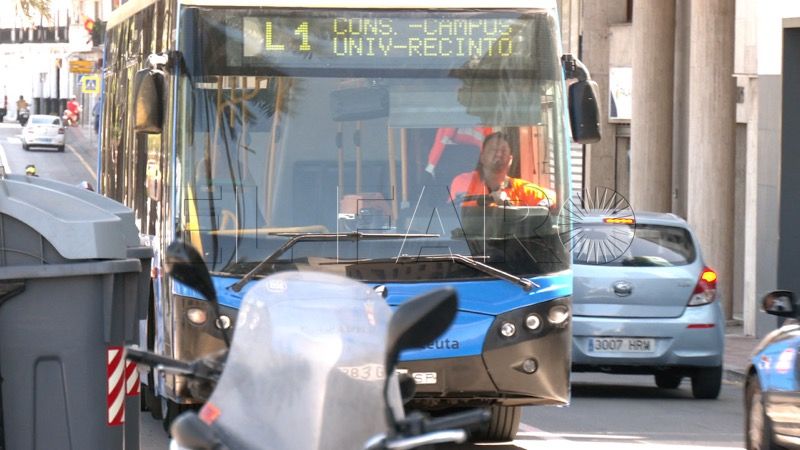 autobus-azul-amgevicesa-001
