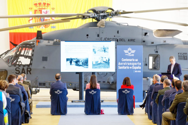 primer-vuelo-sanitario-espana-centenario