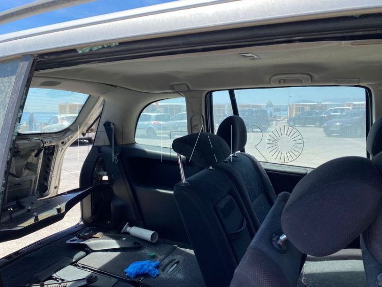 coches-abandonados-aparcamientos-playa-003