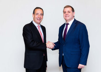 correos-caixabank-acuerdo-entrega-efectivo-domicilio