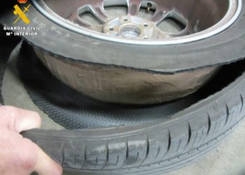 droga-coche-oculta-hachis-4