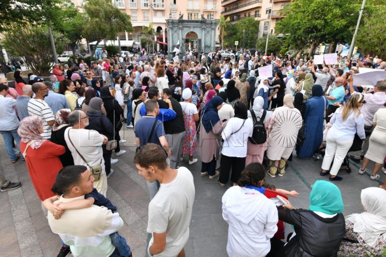 manifestacion-medicos-plaza-reyes1