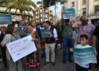 manifestacion-medicos-plaza-reyes10