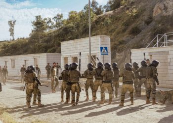 regulares-militares-control-masas-3