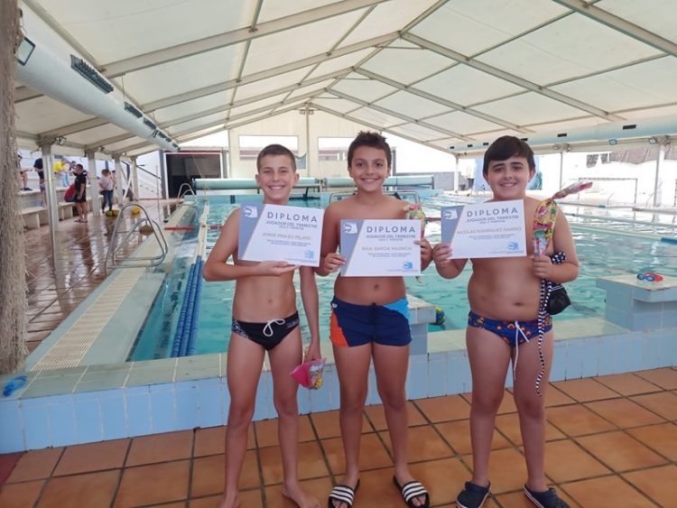 caballa-entrega-premios-buen-estudiante-deportista-waterpolo-004