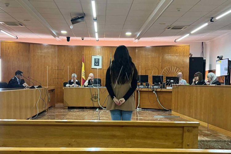 se-apoderaba-dinero-seguro-accidente-la-descubrio