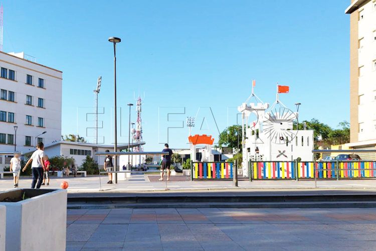 sombra-parque-infantil-cuartel-guardia-civil-1