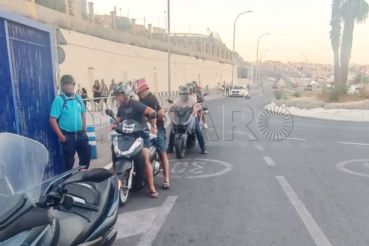 colas-motos-frontera