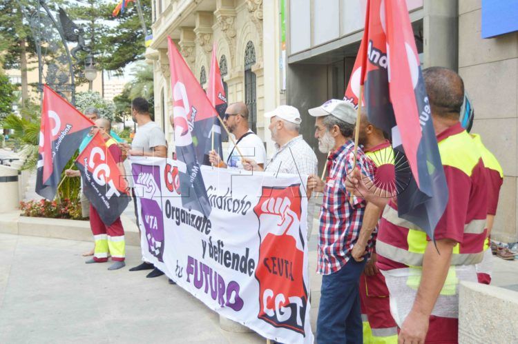 concentracion-cgt-obimace-ayuntamiento