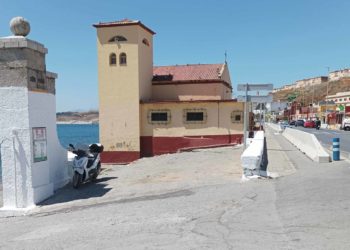 entrada-playa-almadraba