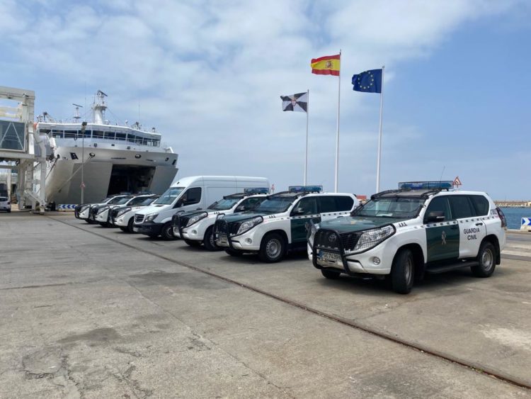 llegada-grs-guardia-civil-ceuta-2