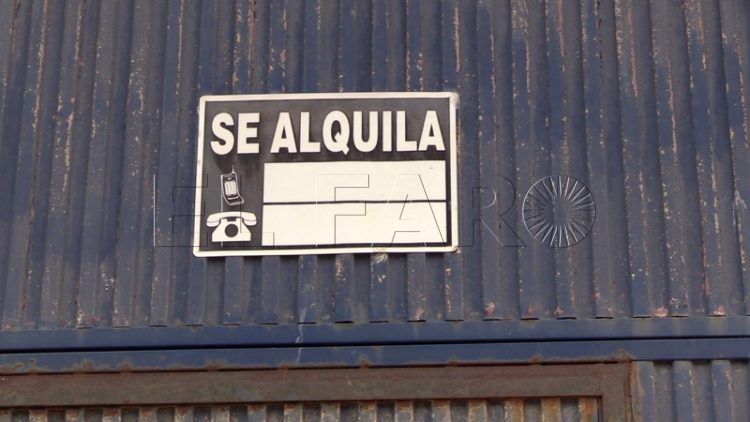 poligono-tarajal-reinventa-sobrevivir-comerciantes-018