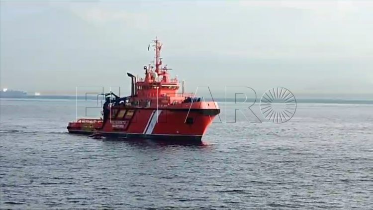 rescate-inmigrantes-luz-mar-salvamento-maritimo-tarifa-2