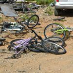 residuos-coches-abandonados-bicicletas-arcos-quebrados-21