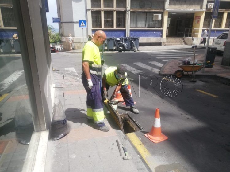 comienza-limpieza-choque-imbornales-otono-001