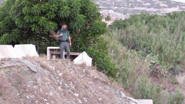 guardia-civil-espigon-benzu-inmigrantes-1