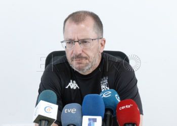 jose-juan-romero-entrenador-ceuta