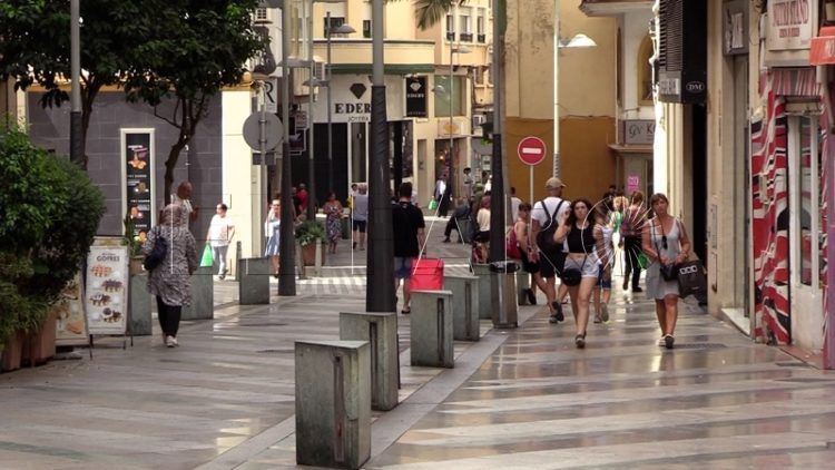 pequeno-comercio-capea-temporal-dificil-salida-frontera-005