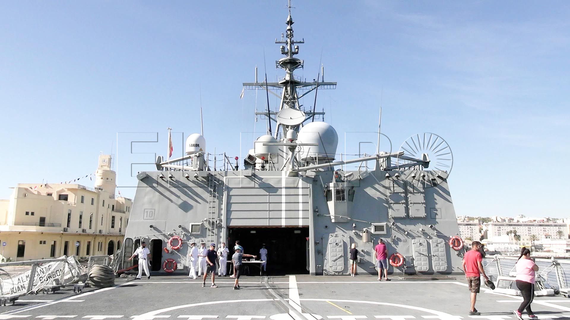 almirante-juan-borbon-escolta-perfecta-altamar