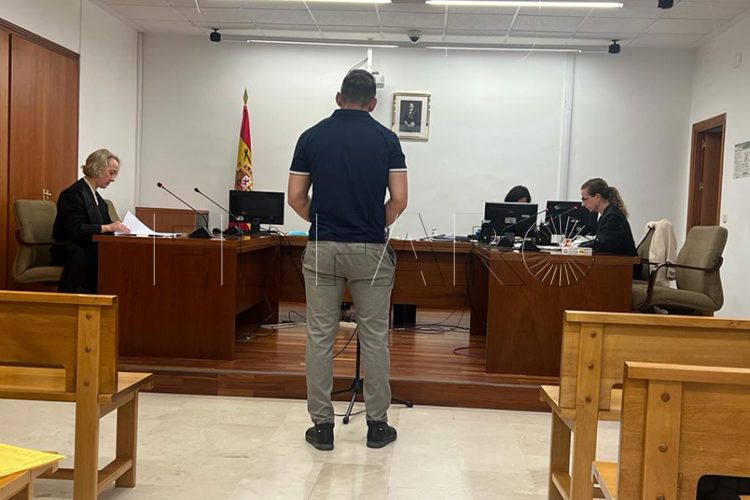 condenado-pedir-credito-compra-coche-nunca-devolverlo