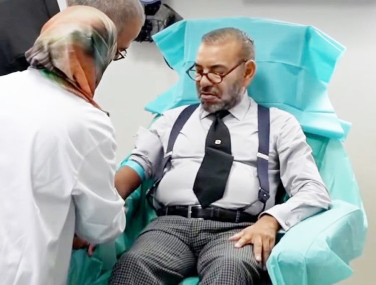 mohamed-rey-marruecos-dona-sangre-terremoto