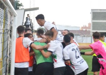 sporting-recurre-epica-vence-melilla-002