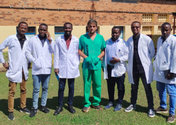 cardiologo-francisco-garcia-voluntariado-ruanda-1