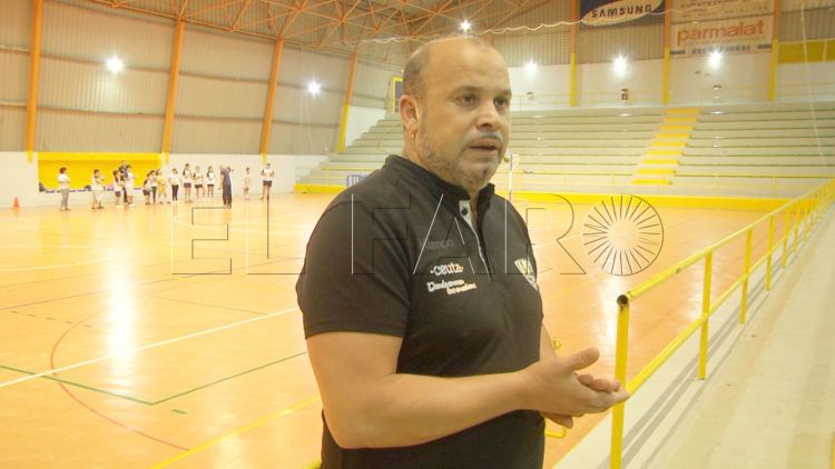 larbi-ahmed-balonmano-estudiantes