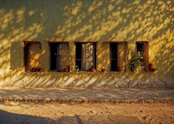 ocultar-nombre-ciudad-paisaje-inteligencia-artificial