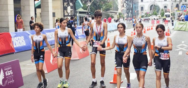 padres-molestos-federacion-triatlon-quito-ilusion-ninos-001