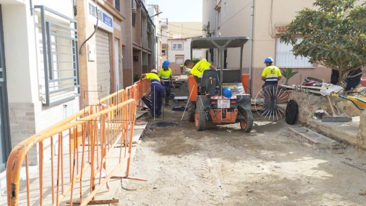 reparacion-red-saneamiento-mixto-alivio-vecinos-001