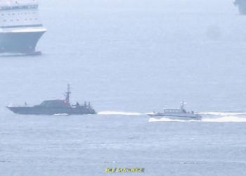 tension-estrecho-gibraltar-royal-navy-isla-leon