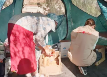 trabajadora-caritas-terremoto-marruecos