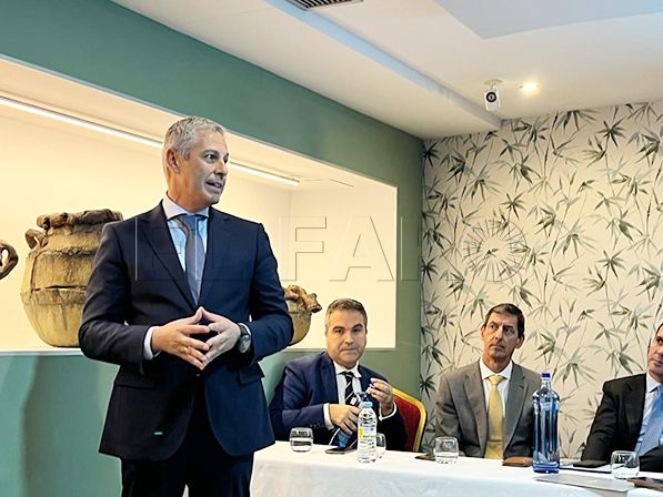 caixabank-banca-privada-reunion-clientes-2