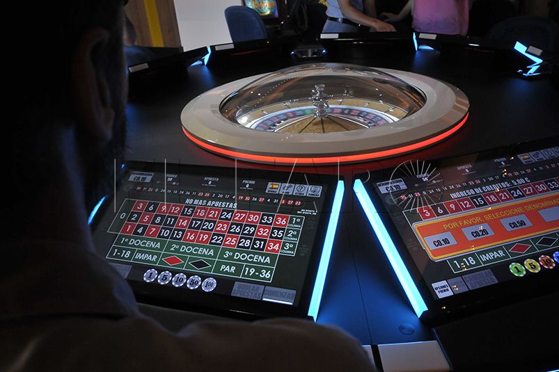 When should you use the “en prison” rule in French Roulette?