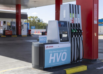 estacion-servicio-cepsa-surtidor-diesel-renovable