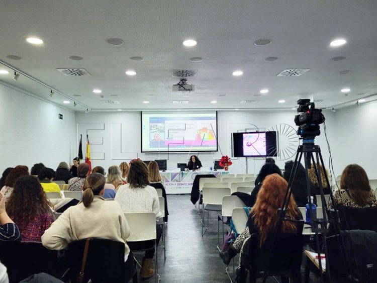 formacion-debate-violencia-sexual-diversas-visiones-002