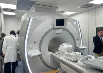 inauguracion-nueva-resonancia-magnetica-hospital-4